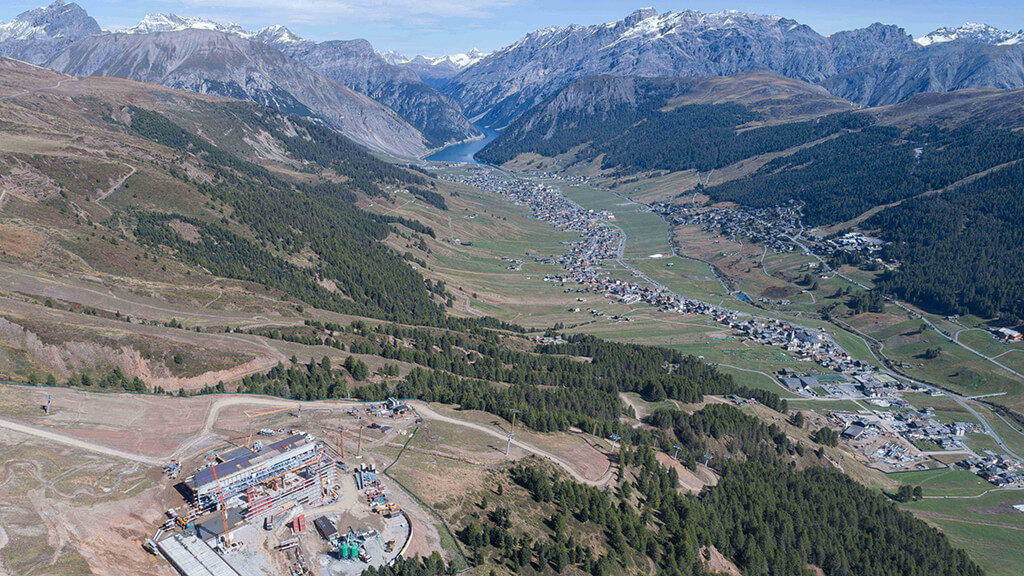 New Carosello 3000 gondola lift Livigno